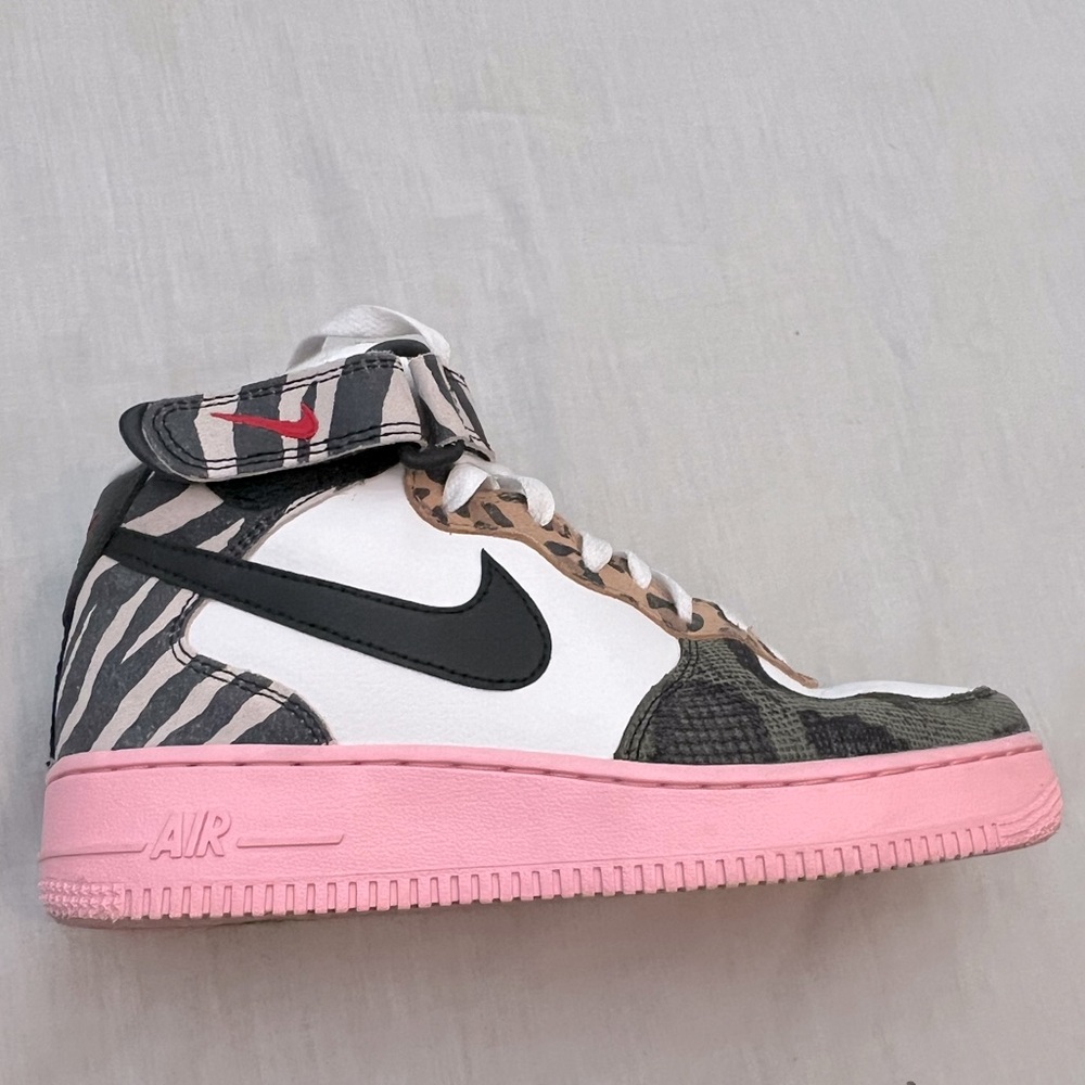 Nike Air Force 1 Mid ‘07 Tunnel Walk Animal Instincts sz 7.5 sneakers pink